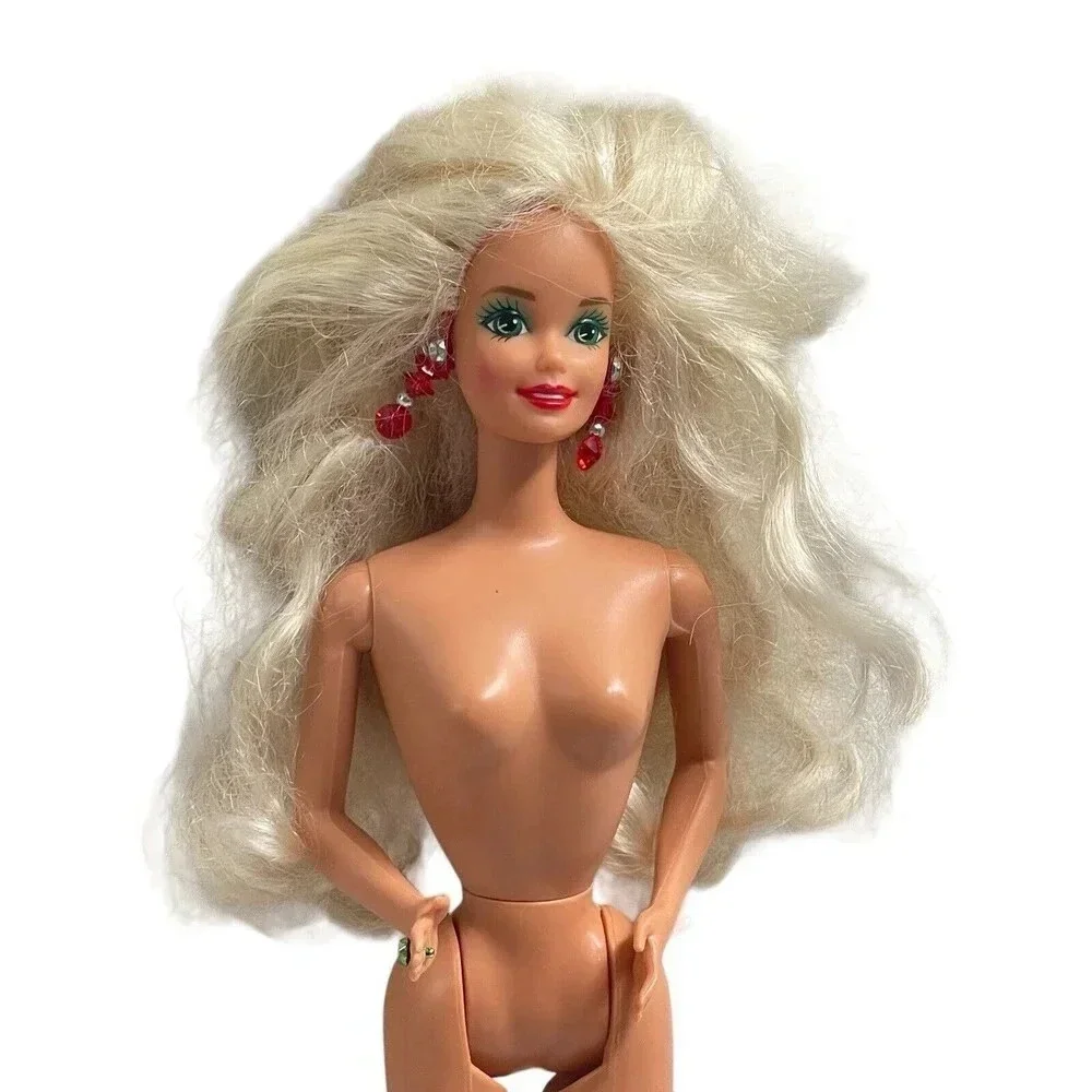 VINTAGE 1991 BARBIE HAPPY HOLIDAYS CHRISTMAS EDITION 11” MATTEL
